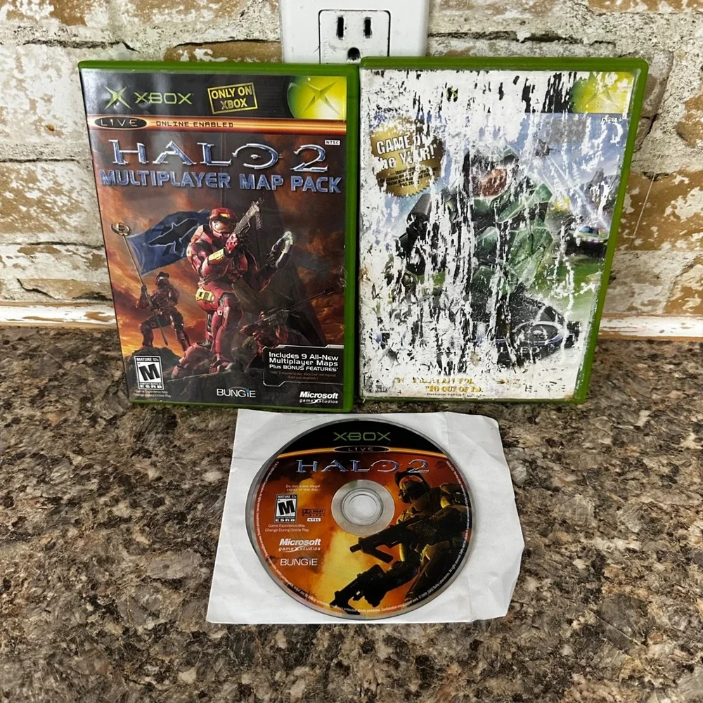 Microsoft Halo Video Game Bundle Xbox OS Green Combat Evolved Map Pack READ DESC